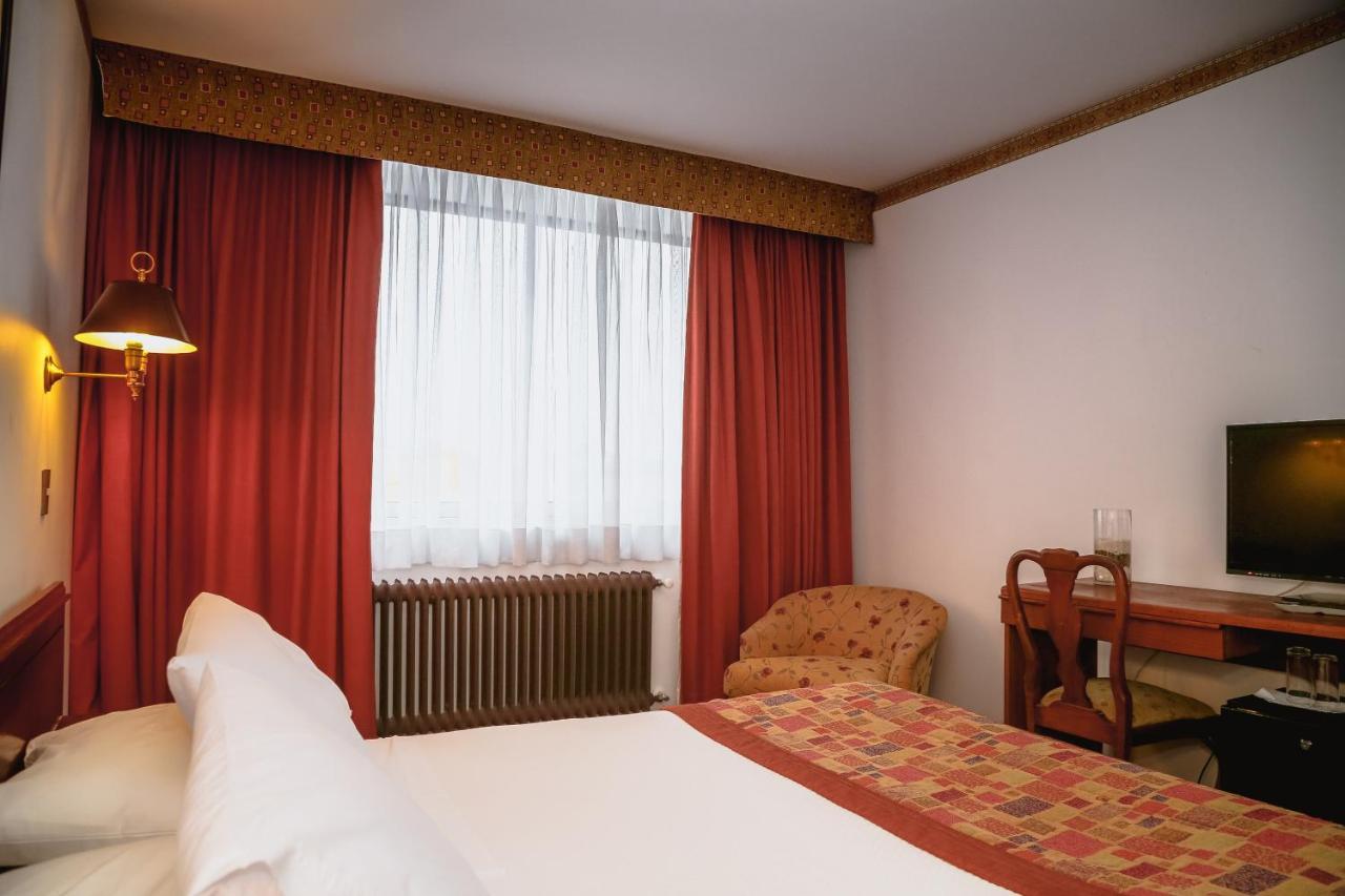 Hotel Los Navegantes Punta Arenas Extérieur photo