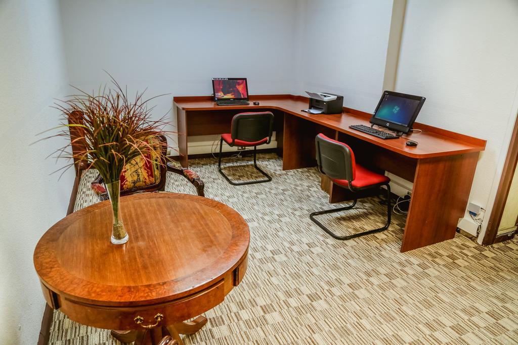 Hotel Los Navegantes Punta Arenas Extérieur photo