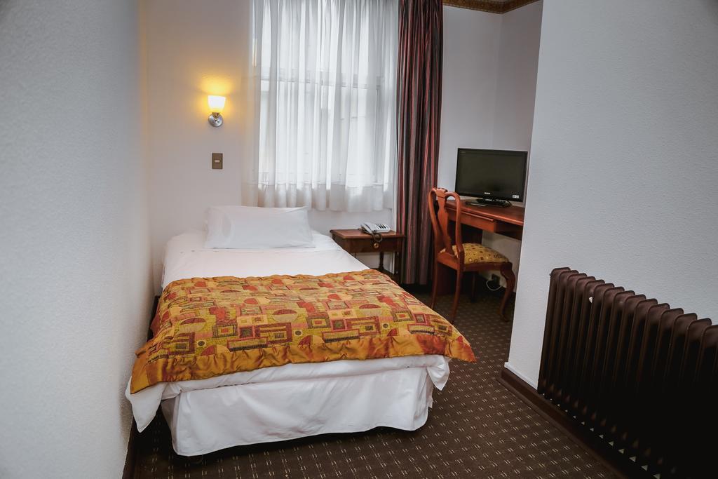 Hotel Los Navegantes Punta Arenas Extérieur photo